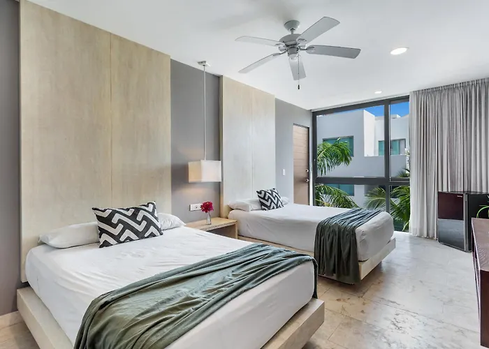 Tourist Luxury Dowtown Apartment Playa del Carmen