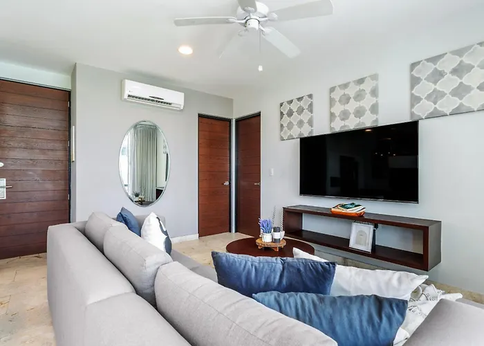 Tourist Luxury Dowtown Apartment Playa del Carmen